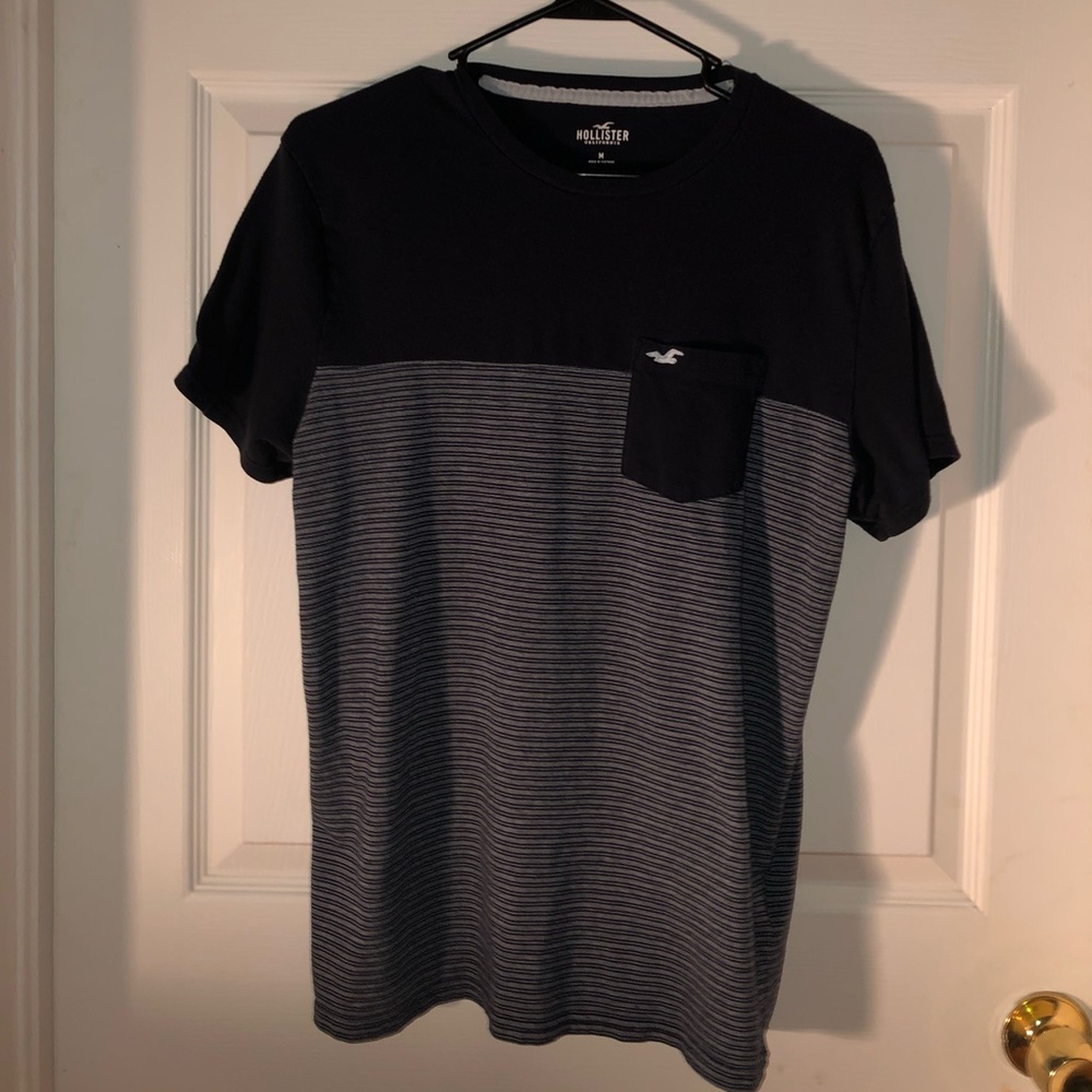 🟢Hollister pocket tee